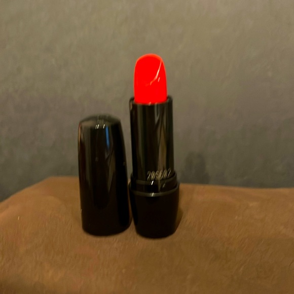 Lancôme Color Design Lipstick NEW - Picture 1 of 1